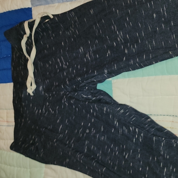 Motherhood Maternity joggers size L - Picture 2 of 6